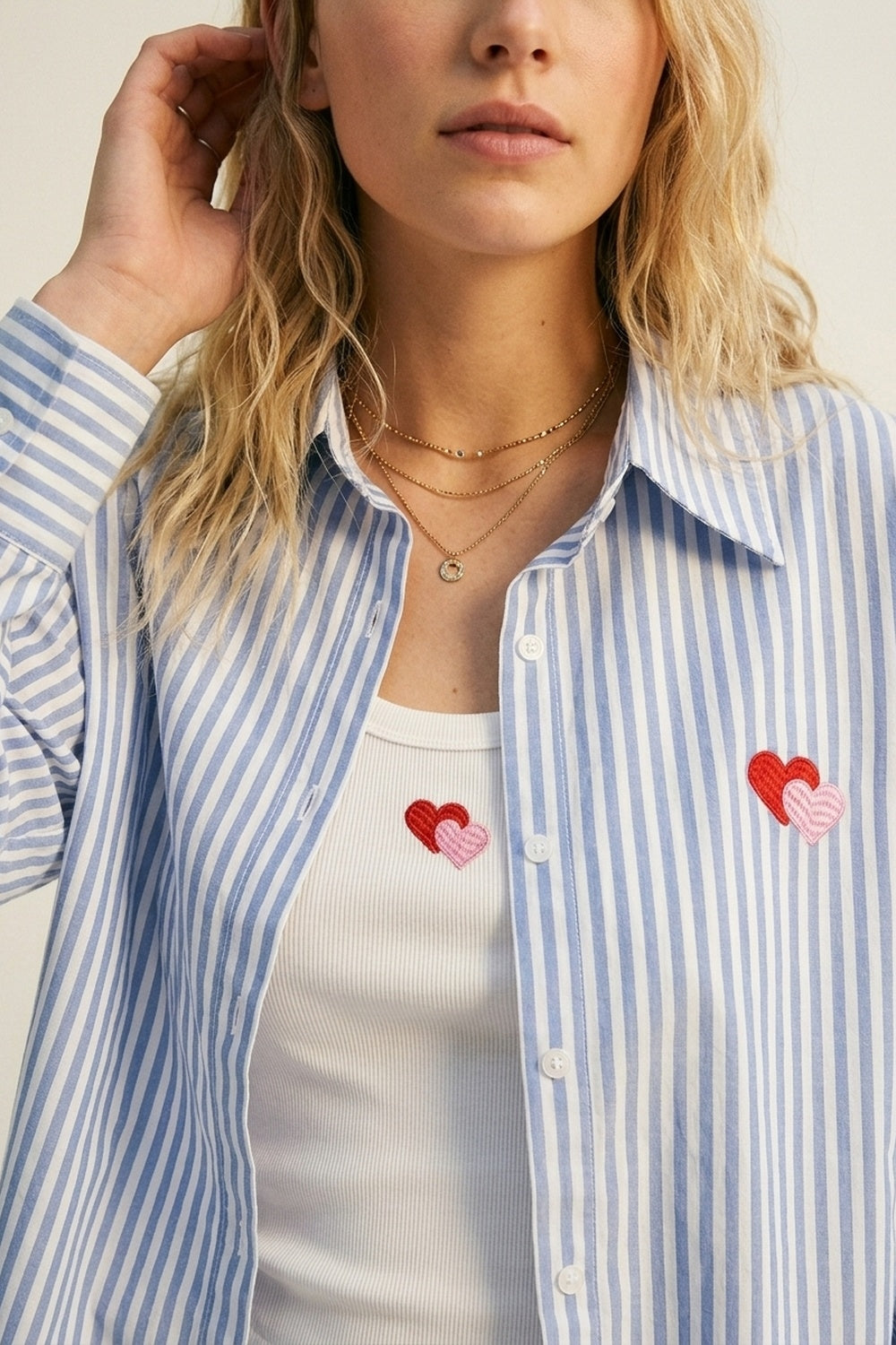 Conjunto de t-shirt e camisa de 2 peças com bordado de coração em algodão listrado azul