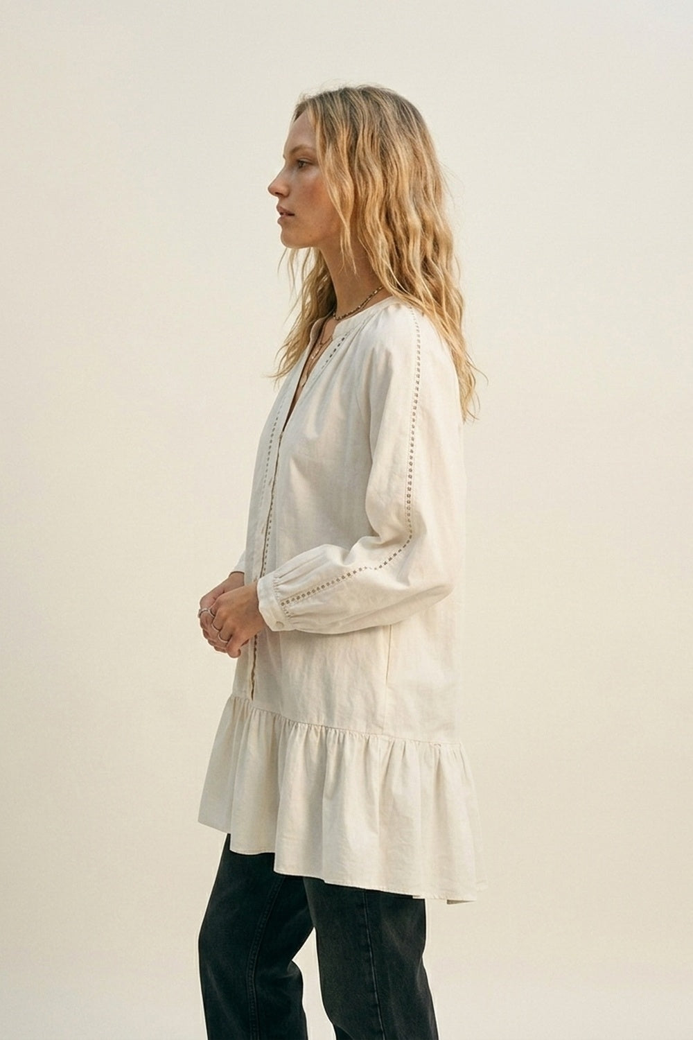 Vestido Camponês de Popeline de Algodão Leve em branco com Barra de Babados