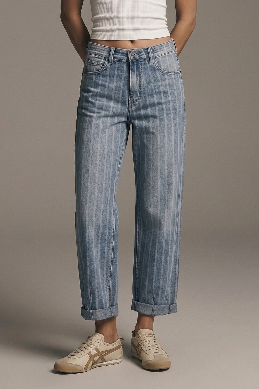 Jeans mom Leg de Denim com estampa de listras em lavagem média