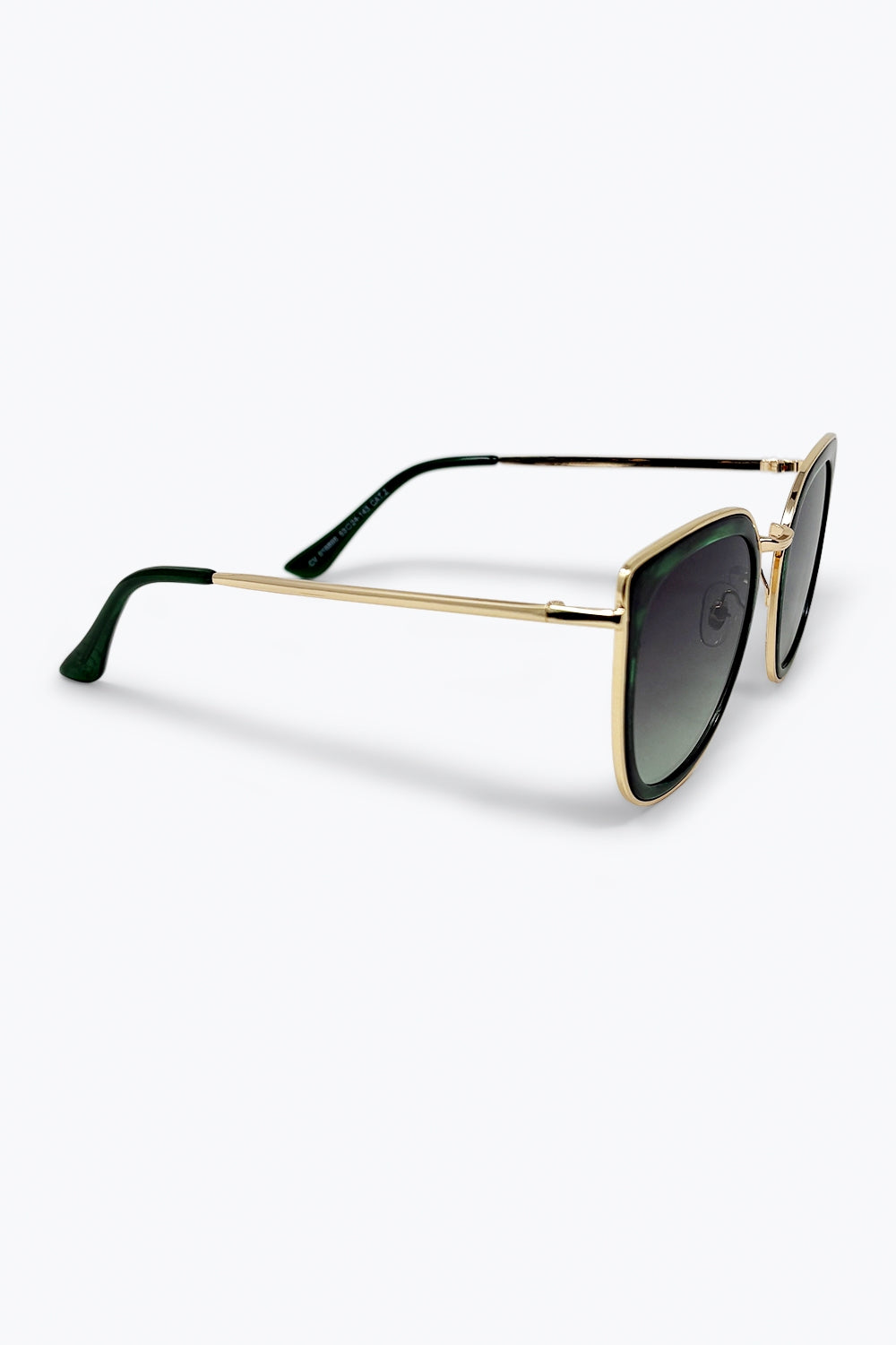 Óculos de Sol com Lentes em Degradê de Efeito Mármore Verde e Armação de Metal