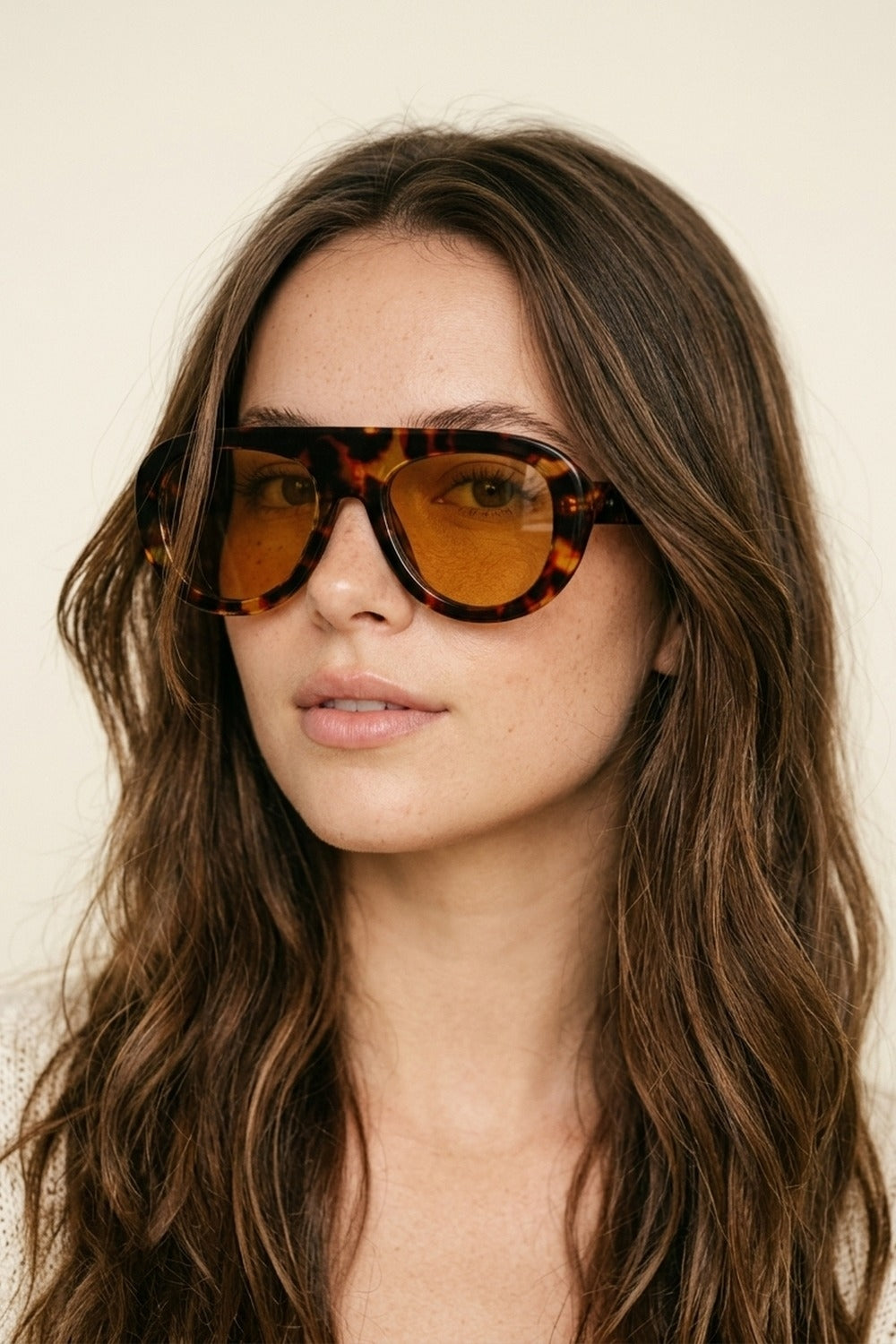 Óculos de Sol Retangulares Oversized com Armação Tartaruga Multicolorida e Lentes Âmbar