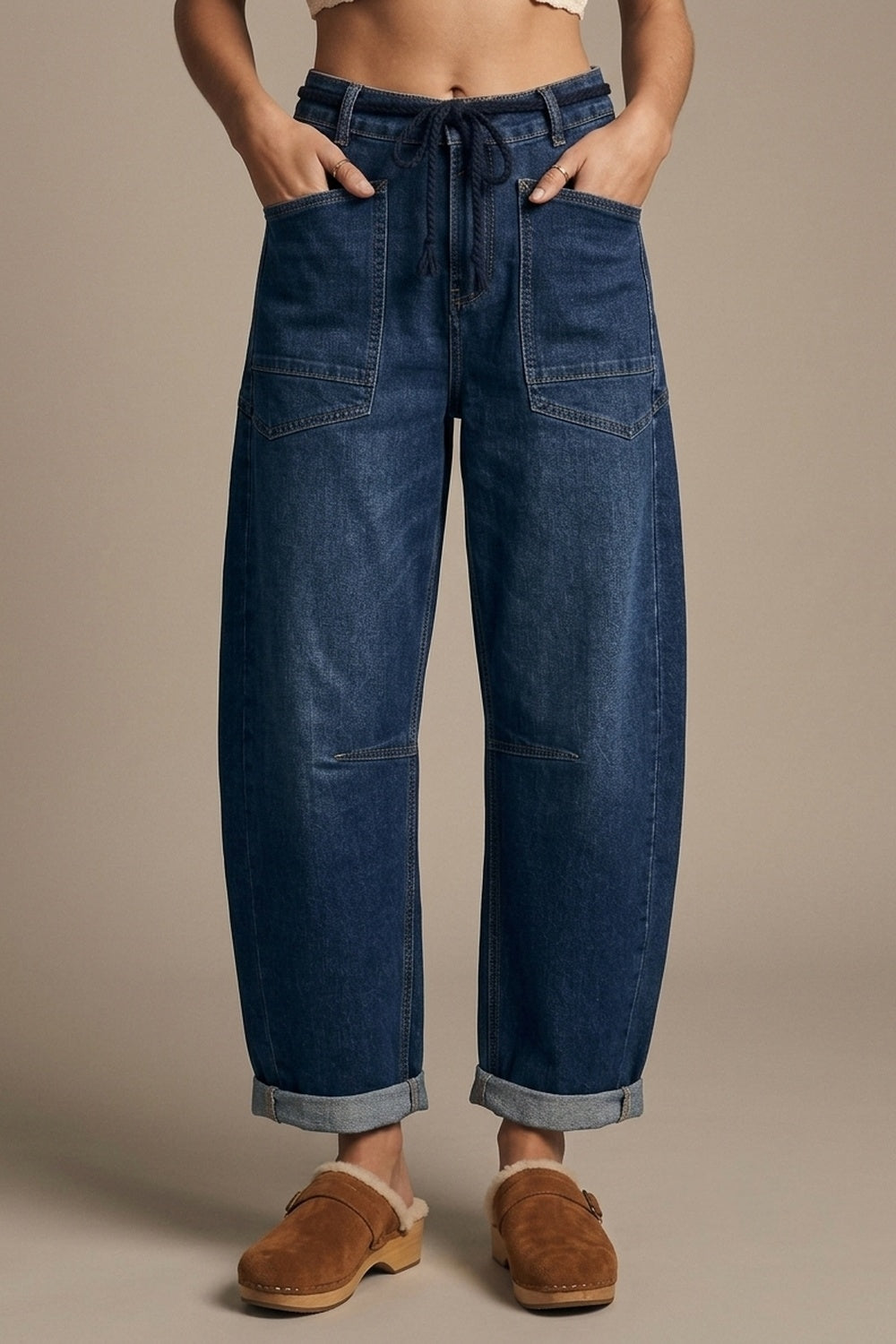 Jeans de Cintura com Cordão de Lavagem Escura com Barra Dobrada e Perna Larga