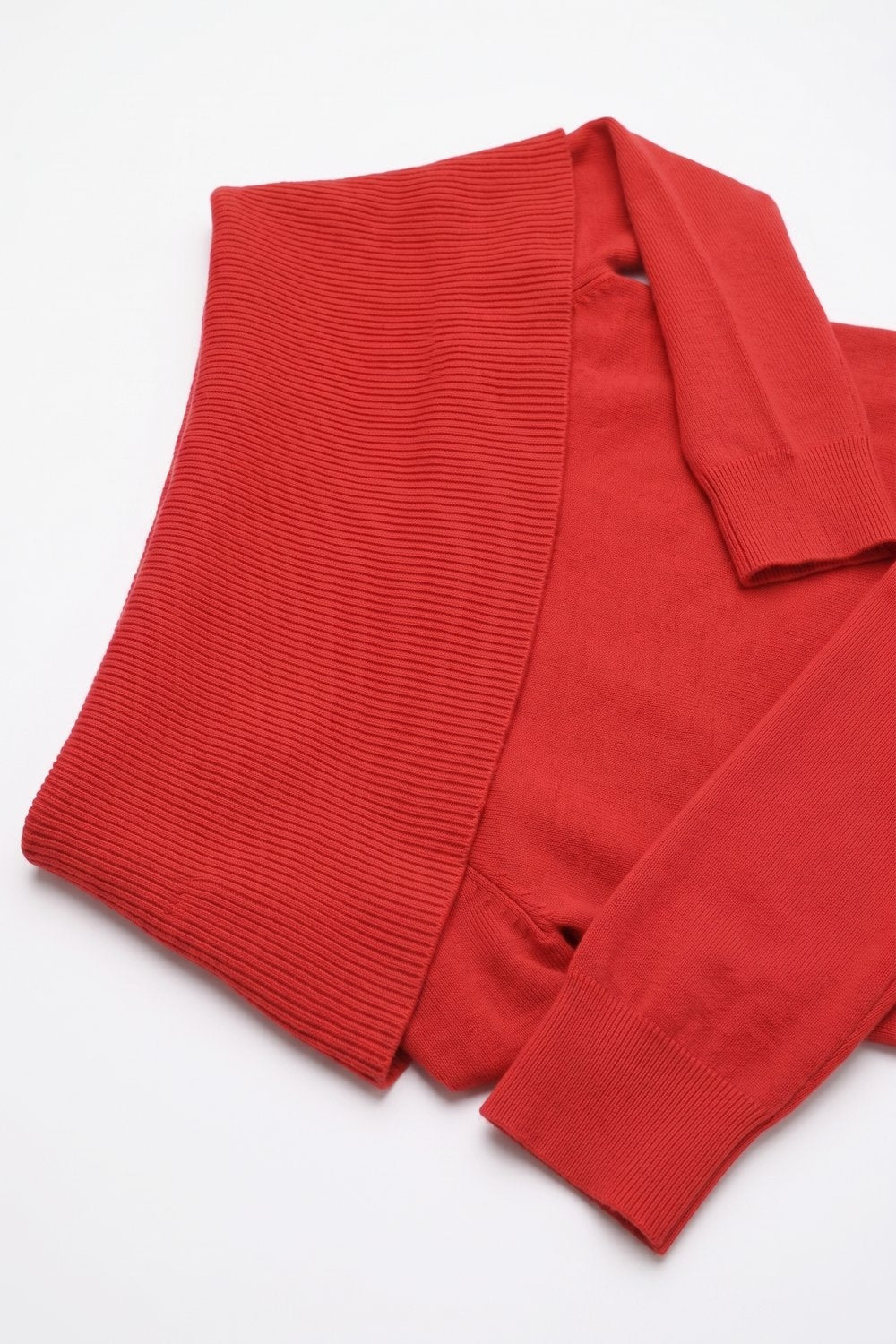 Suéter Vermelho de Malha Canelada com Decote Ombro a Ombro Dobrável