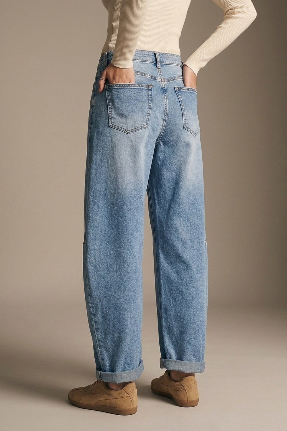 Calças de ganga de perna larga Barrel Blue Denim em lavagem clara