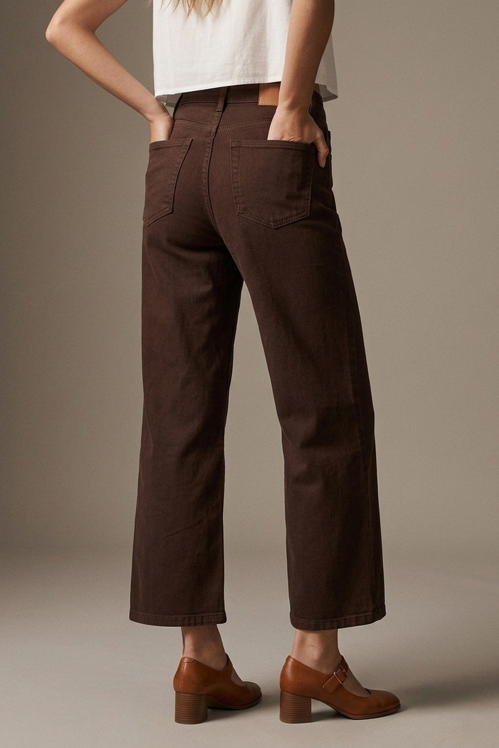 Calças Jeans Cropped de Perna Larga em Marrom Chocolate