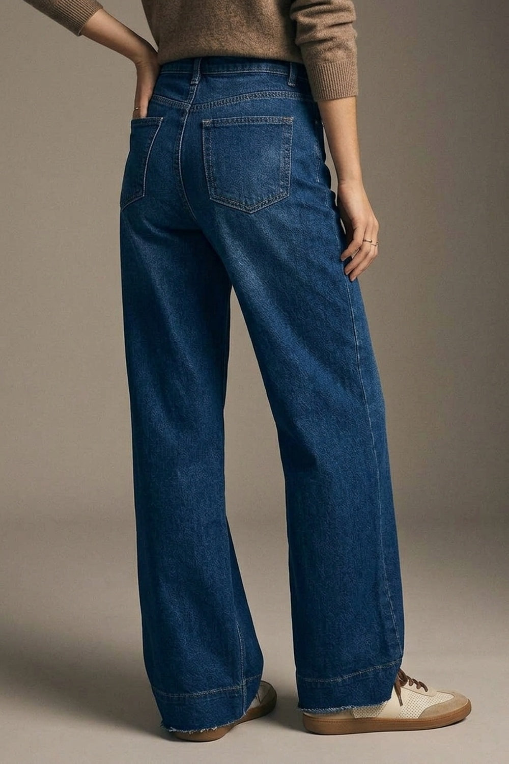 Jeans Azul Lavagem Escura com perna extra larga