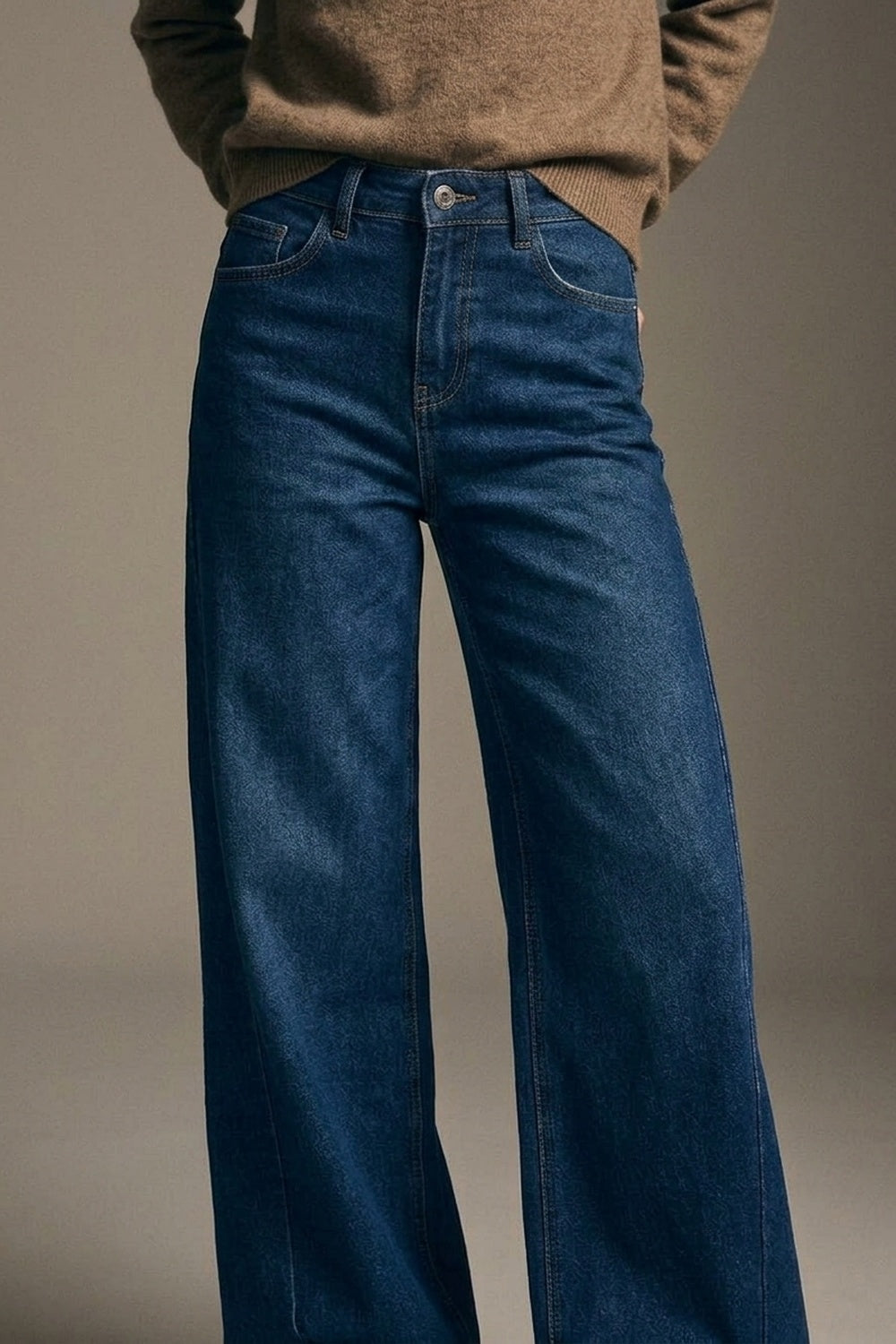 Jeans Azul Lavagem Escura com perna extra larga
