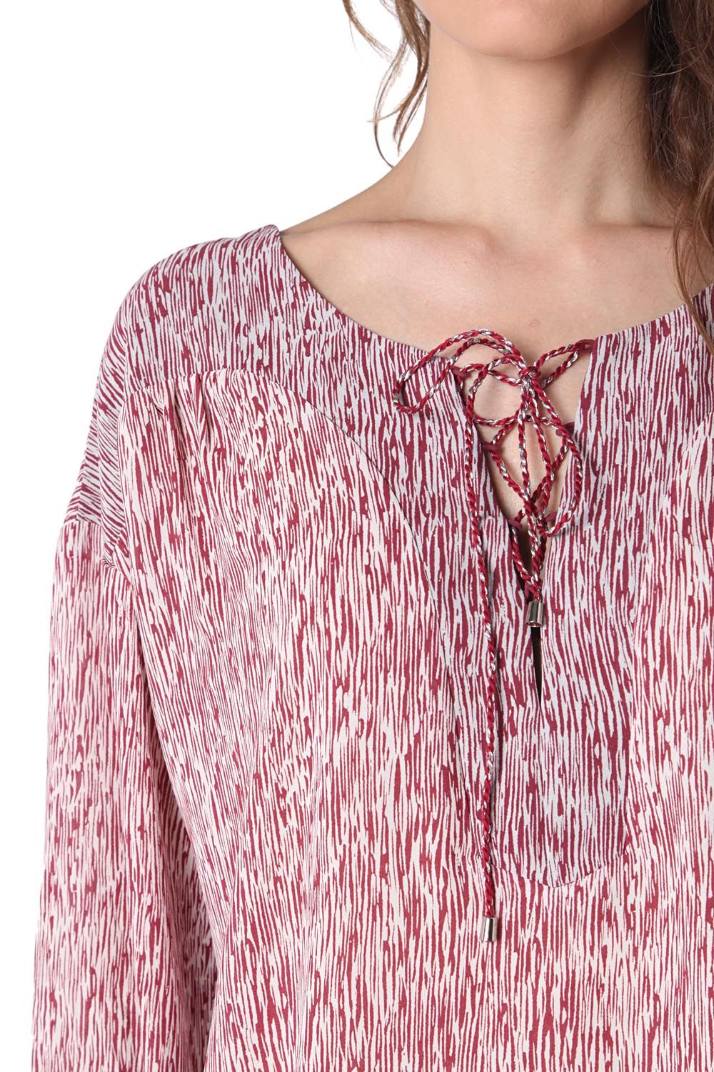 Blusa estampada cordões