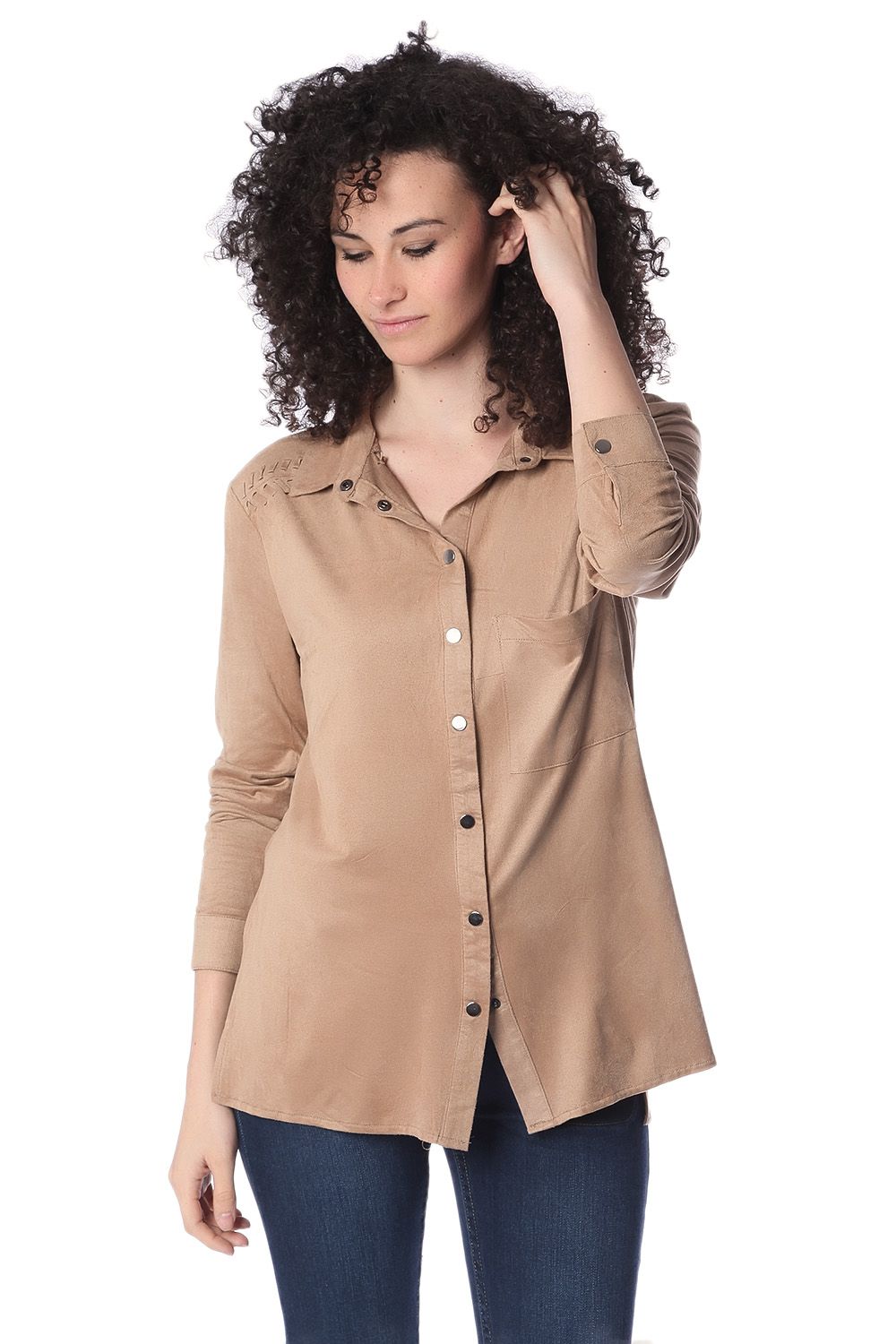 Camisa de manga longa bege com detalhe de renda-se