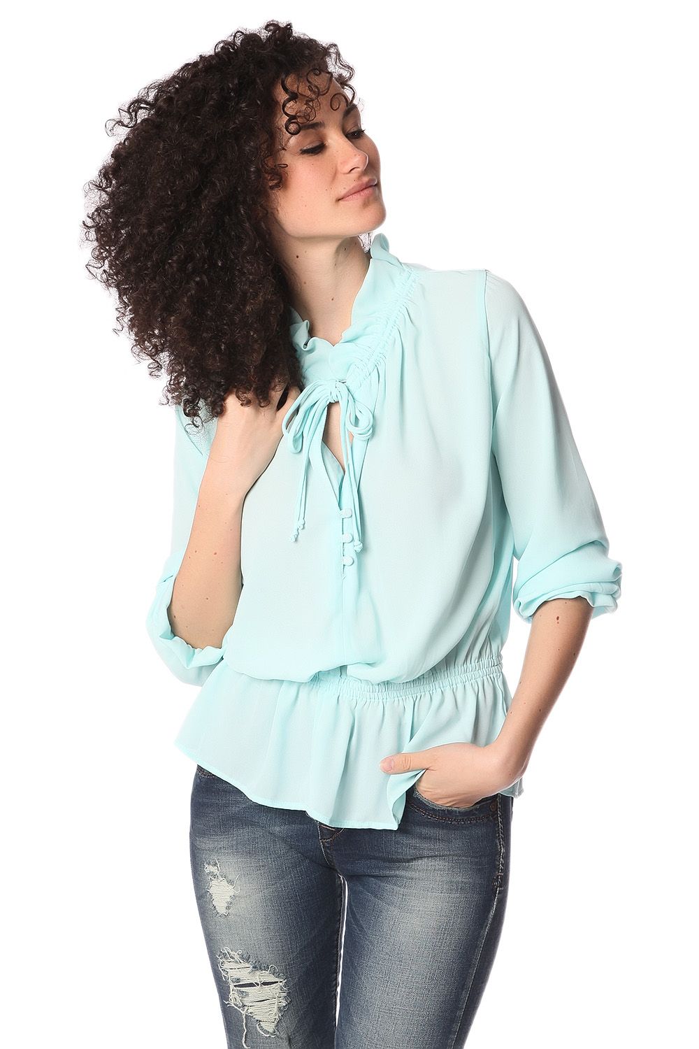 Blusa com gola de babados e laço turquesa fina