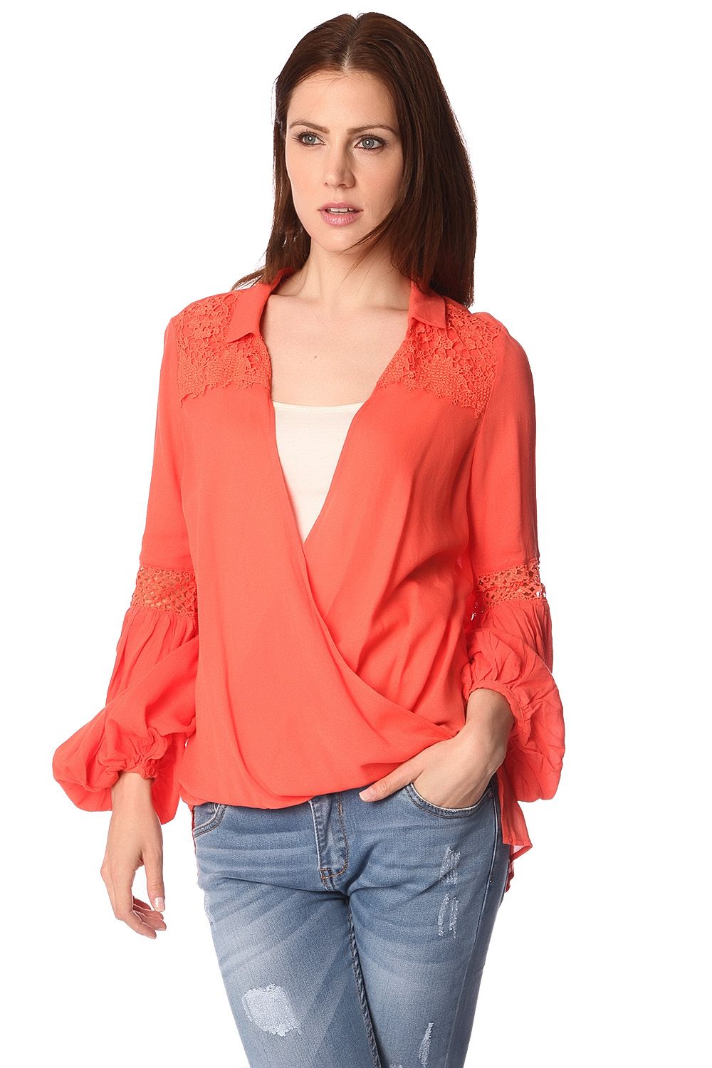 Blusa laranja com frente wrap e drapeados detalhe