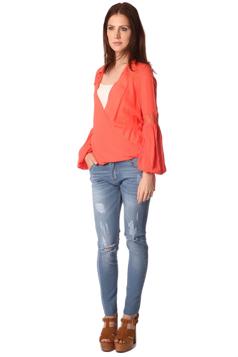Blusa laranja com frente wrap e drapeados detalhe