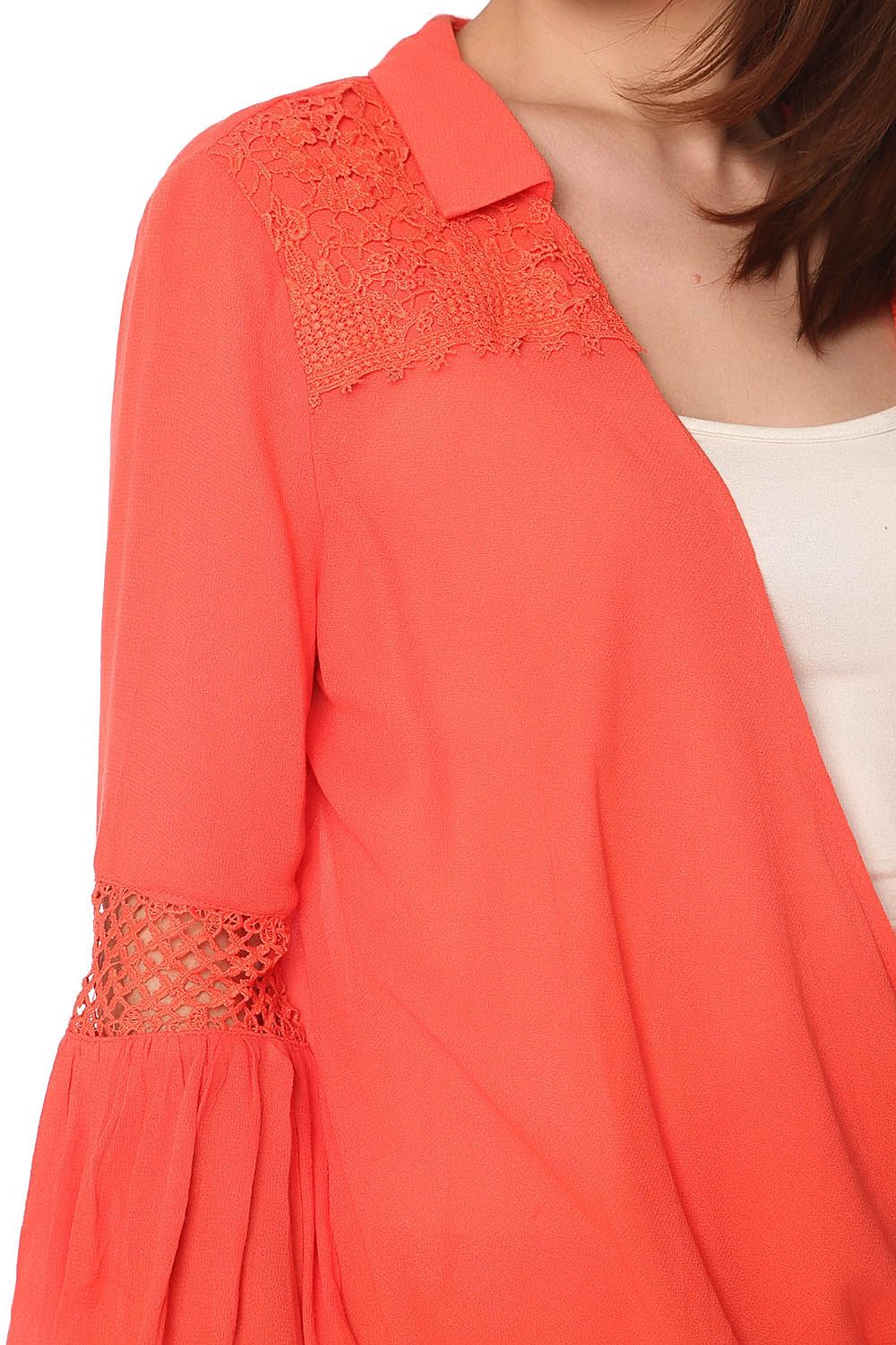 Blusa laranja com frente wrap e drapeados detalhe