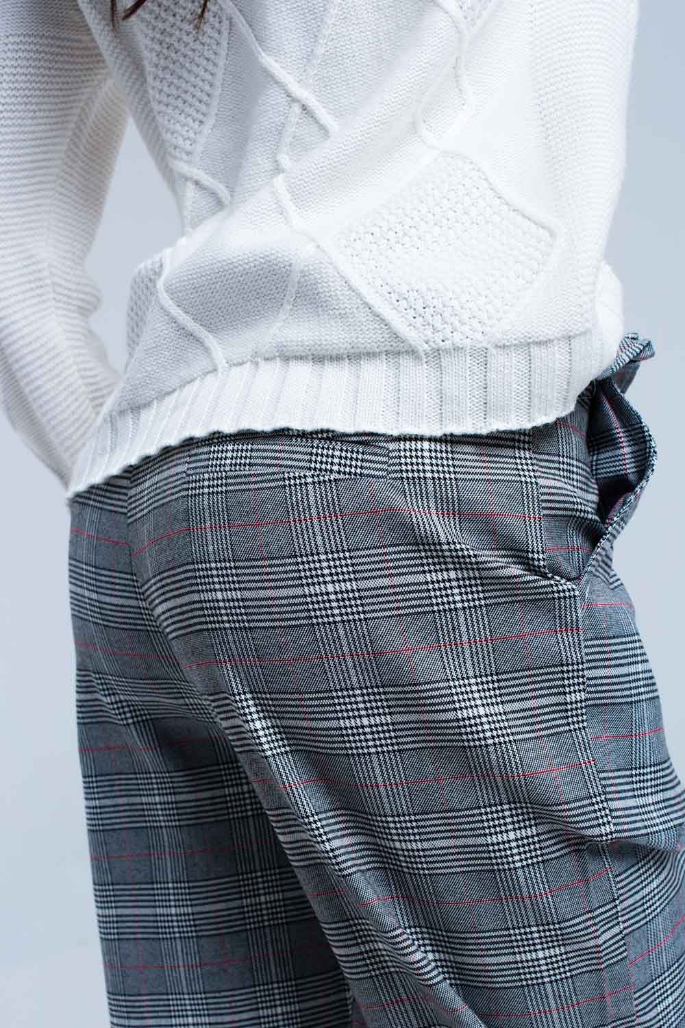 Calça vermelho de padrão tartan
