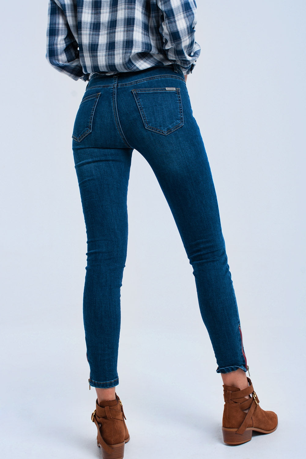Calça de ganga skinny com zíper