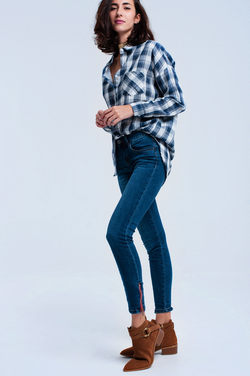 Calça de ganga skinny com zíper