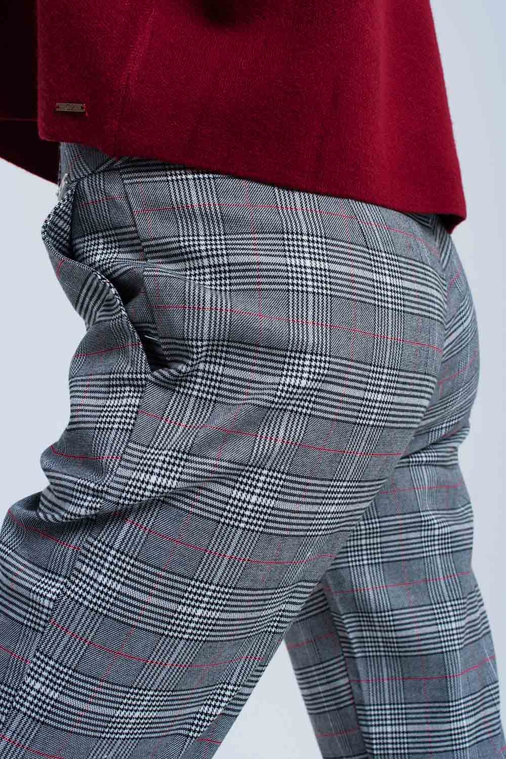 Calças de tartan vermelho