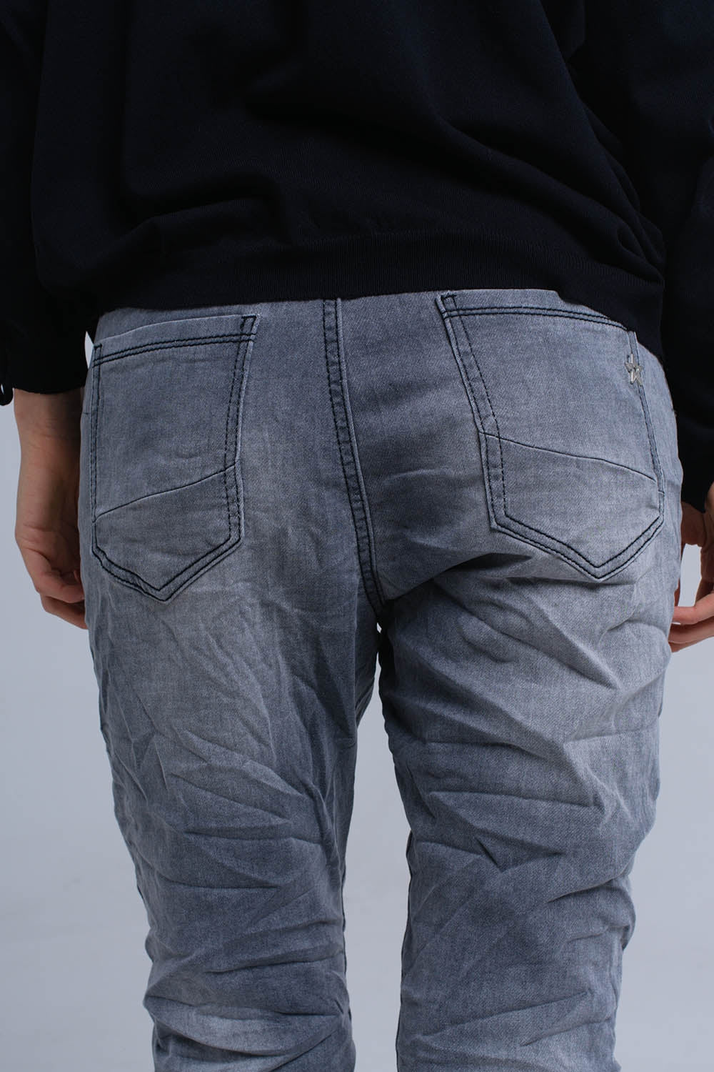 Calça jeans basculante