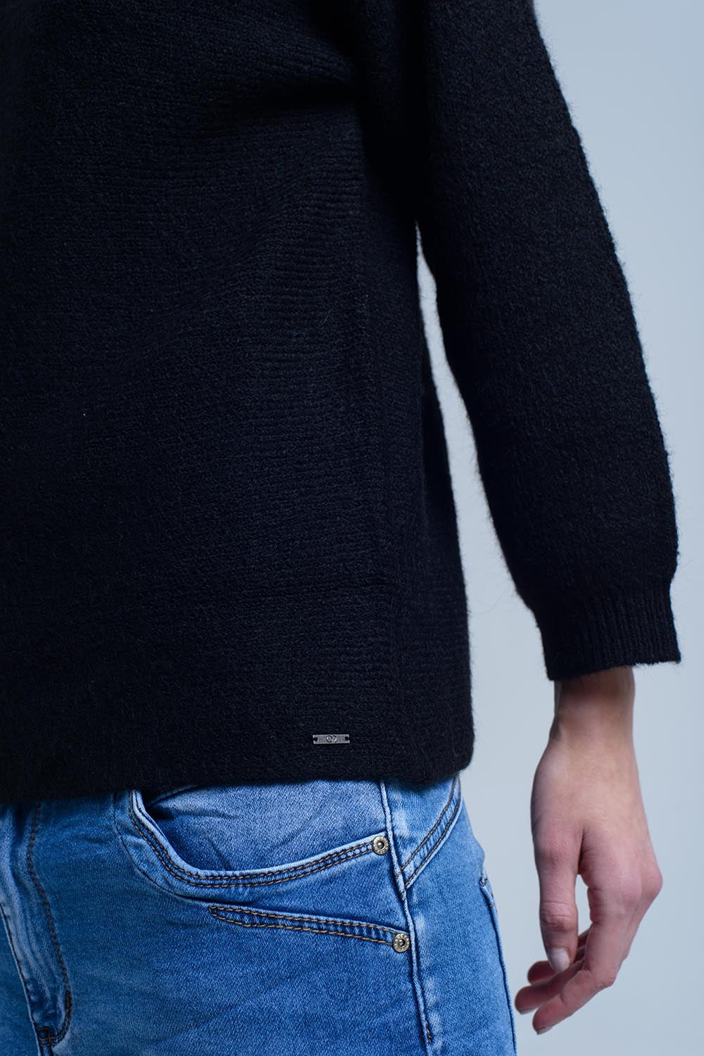 Camisola de pescoço de malha preta