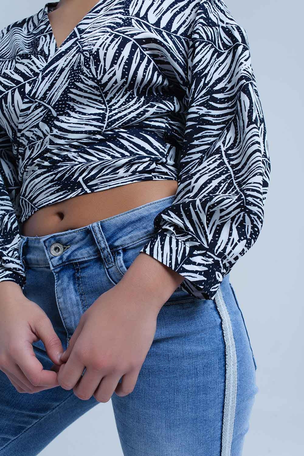 Blusa de mergulho da marinha com folha de impressão