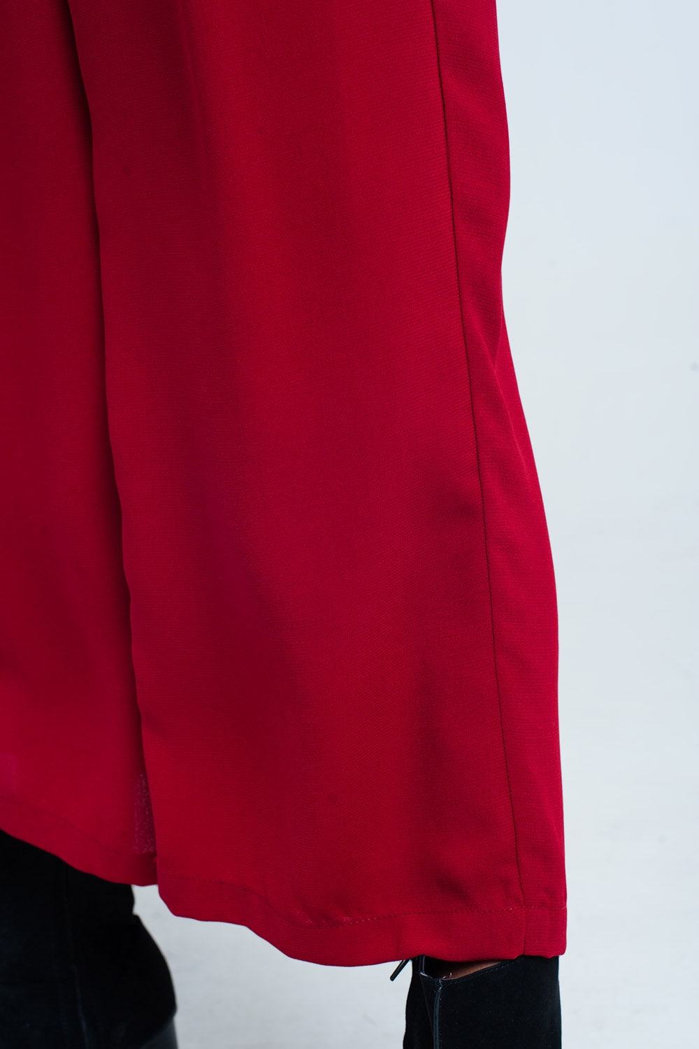 Culottes vermelha Perna larga com detalhe de cintura