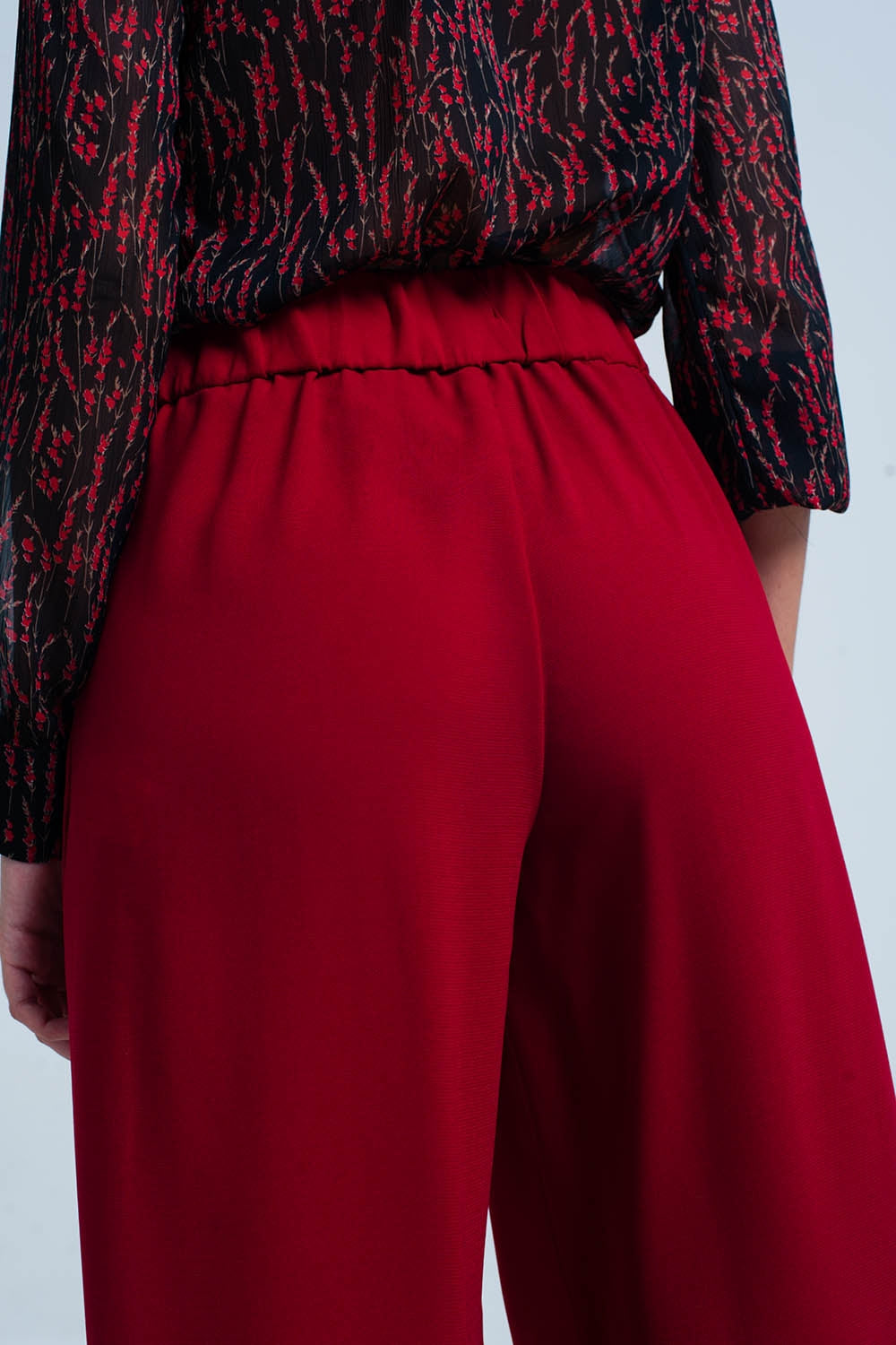 Culottes vermelha Perna larga com detalhe de cintura