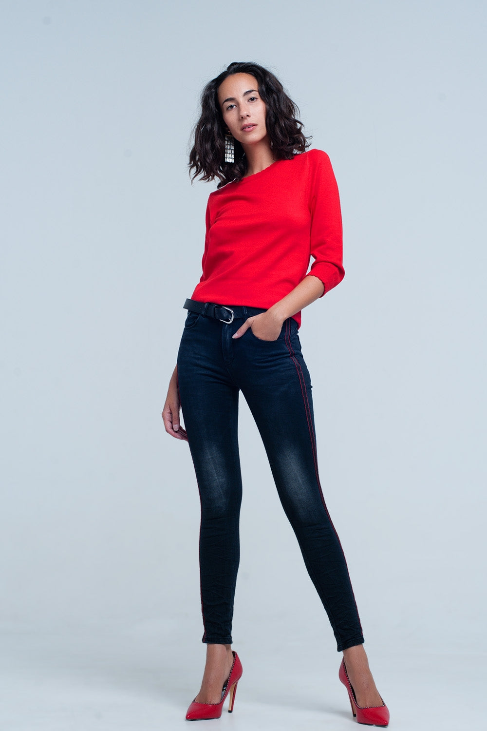 Calças de ganga skinny com listras vermelhas do lado