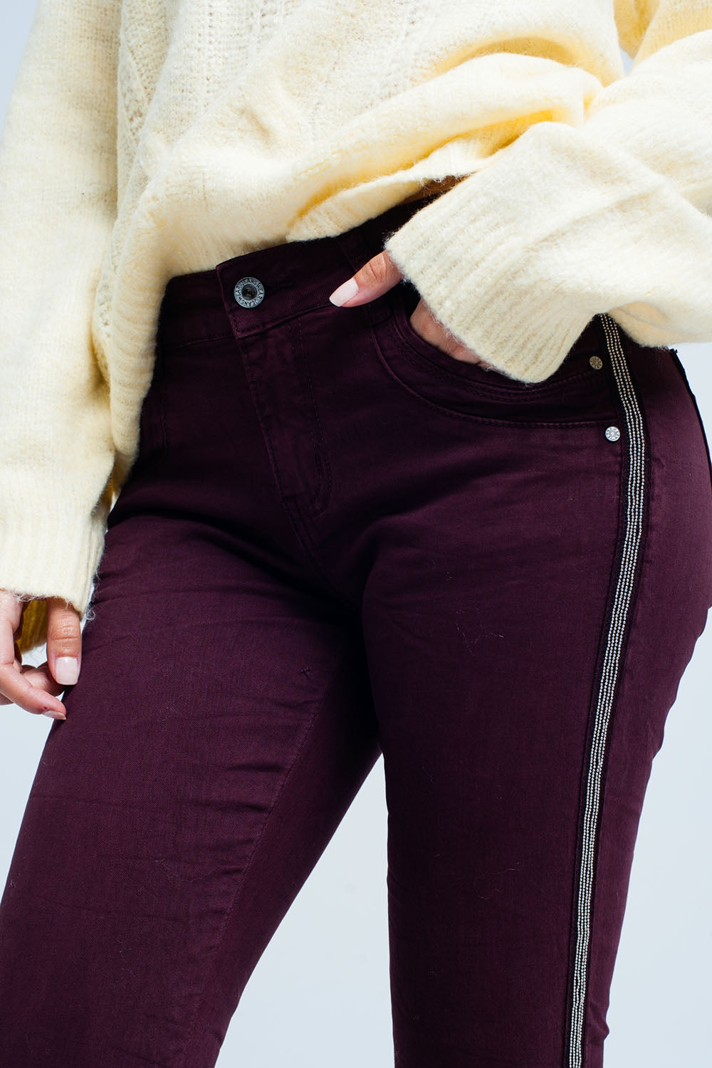Calças de ganga skinny com listra lateral de metal