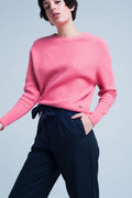 Camisola texturizada rosa com gola redonda motivo listrado