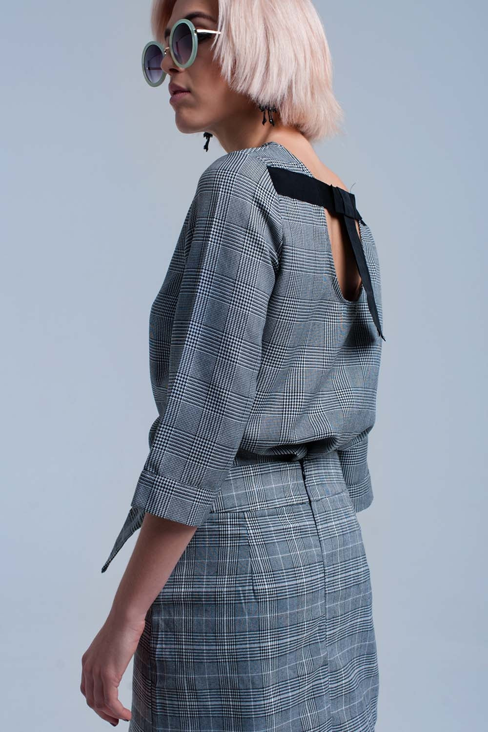 Top padrão de tartan cinza com fitas