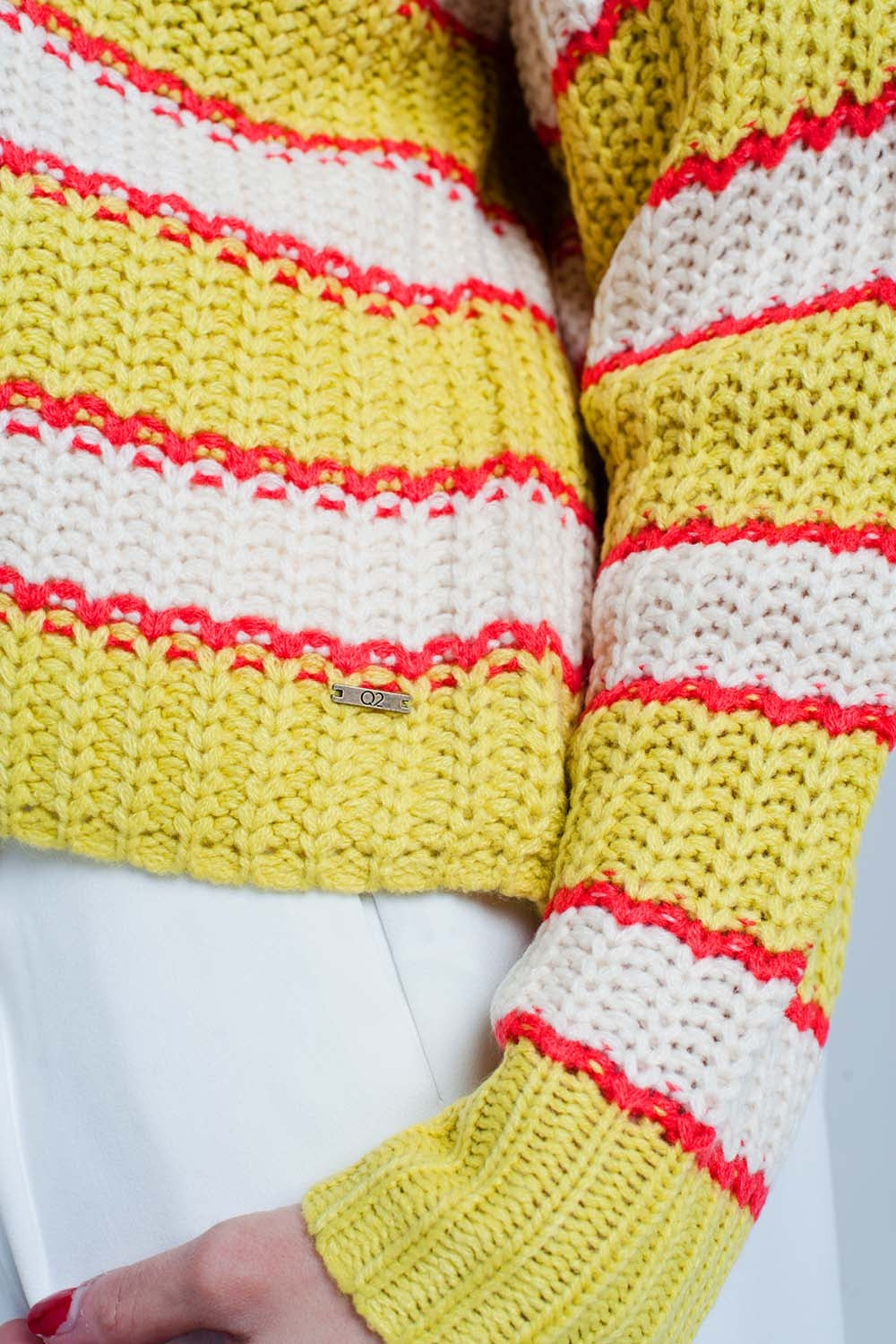 Camisola Amarelo listrada com decote amplo