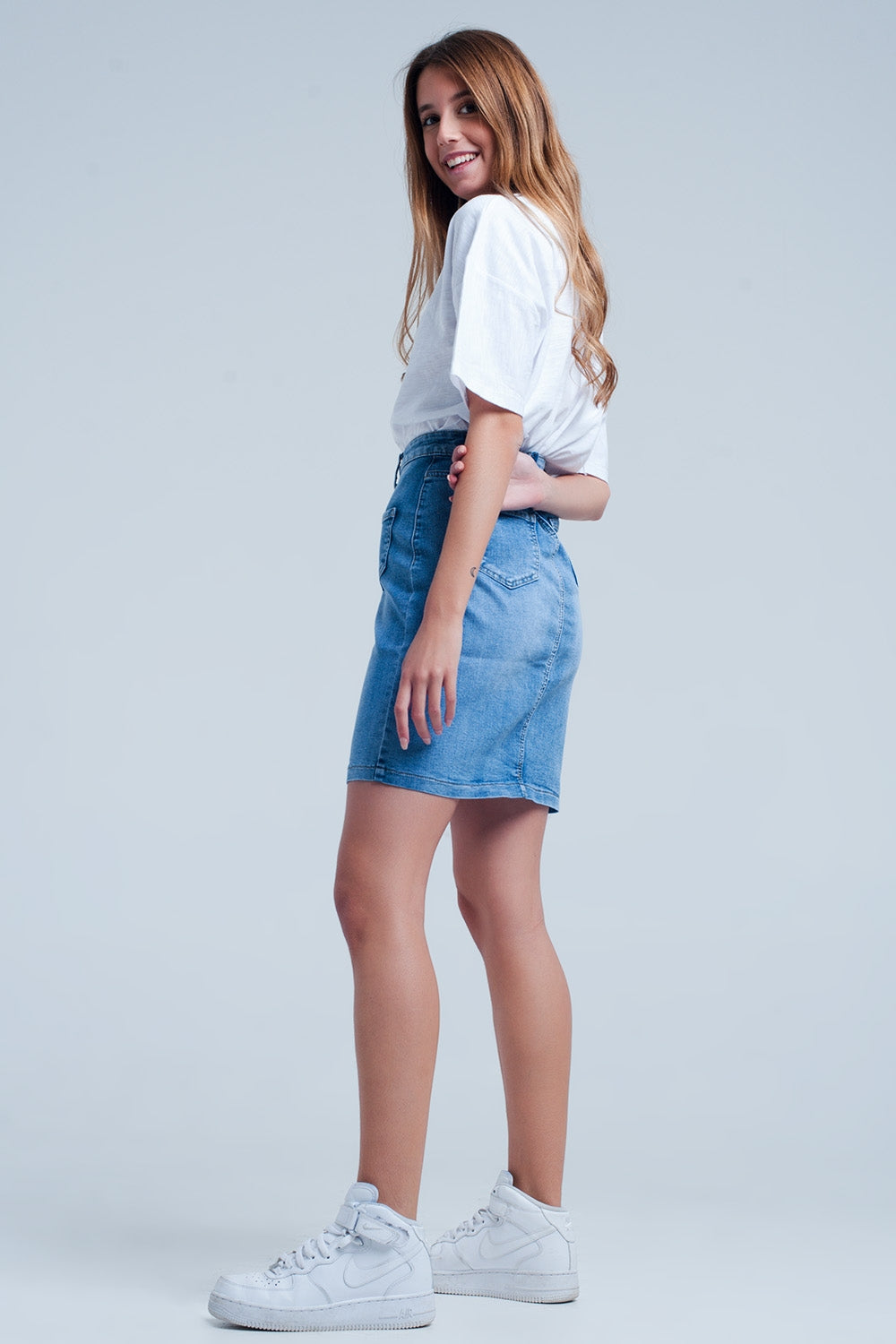 Minissaia denim azul com botões