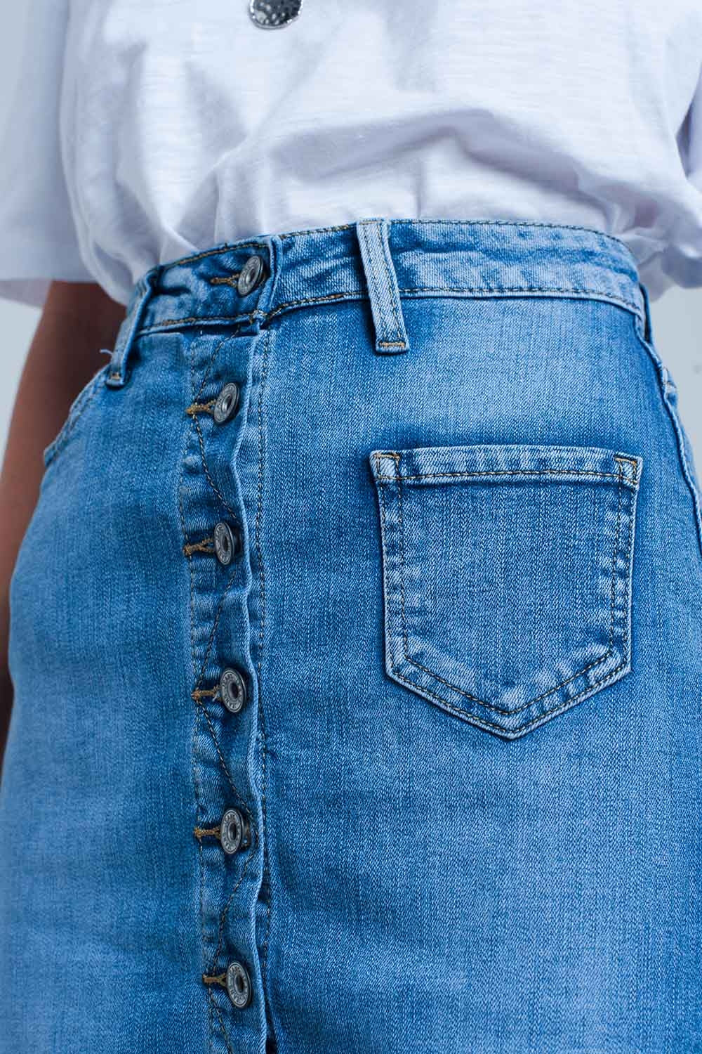 Minissaia denim azul com botões