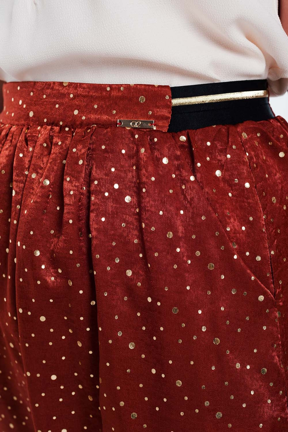 Minissaia caldeira com dobras e polka dot impressão