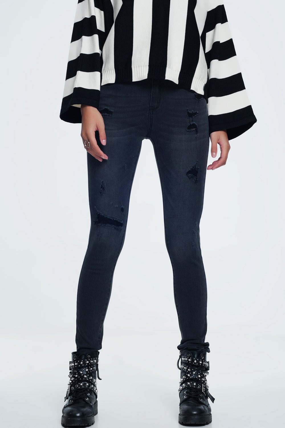Jeans skinny angustiado em preto