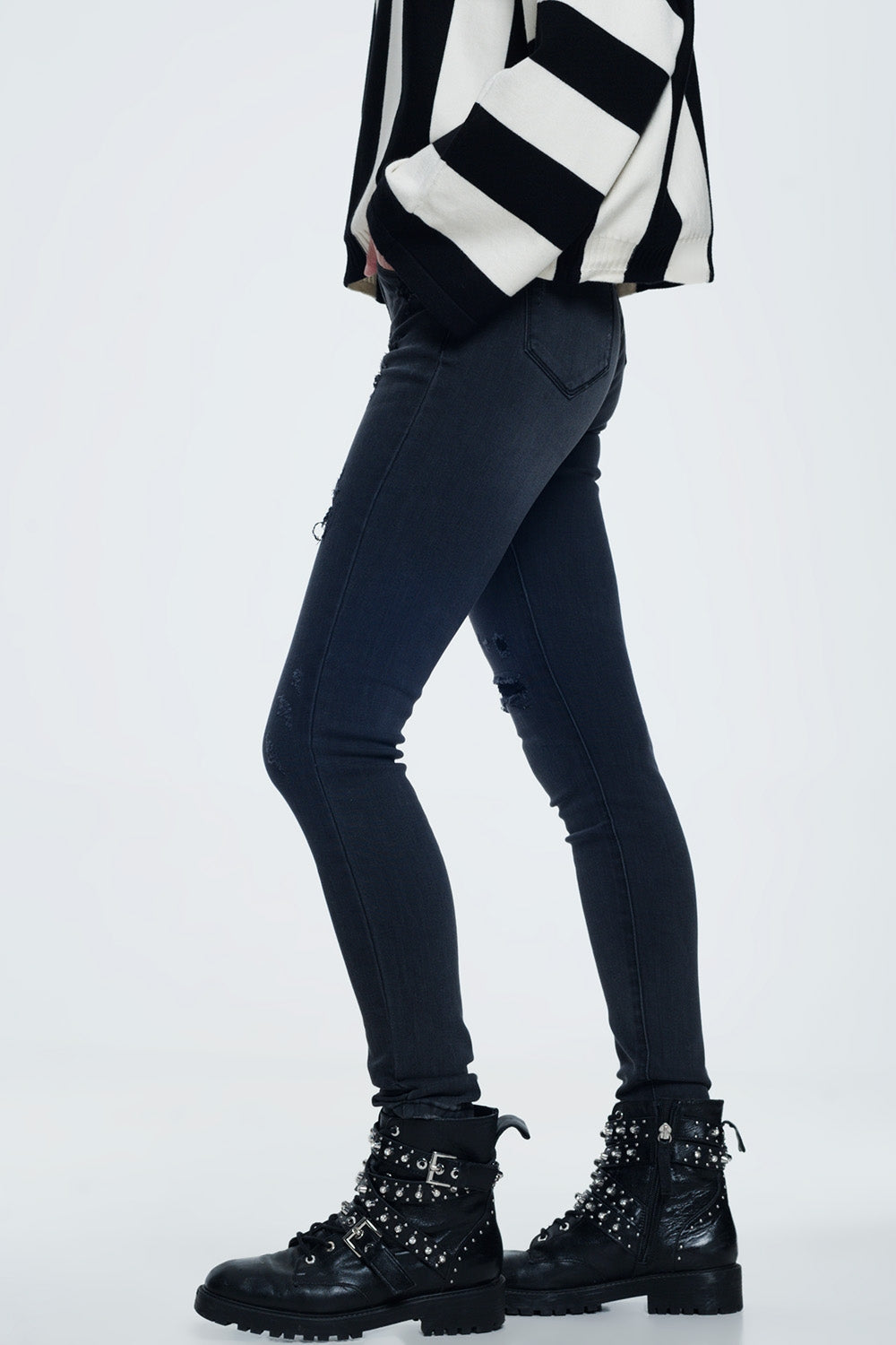 Jeans skinny angustiado em preto
