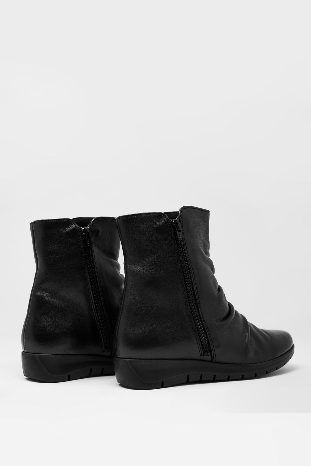 Botas baixas de couro