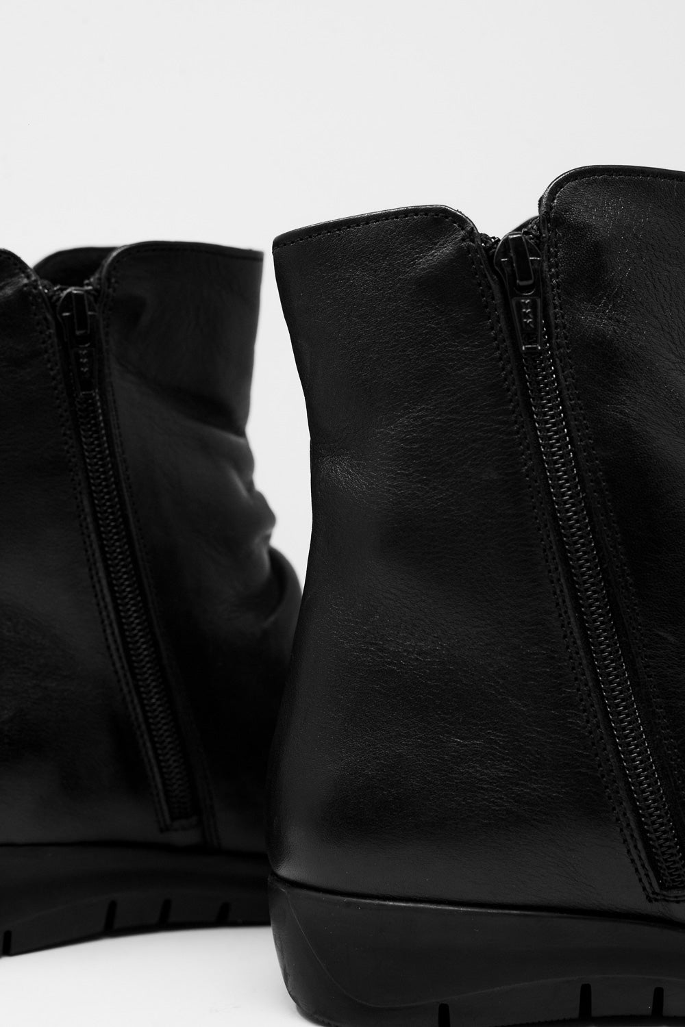 Botas baixas de couro
