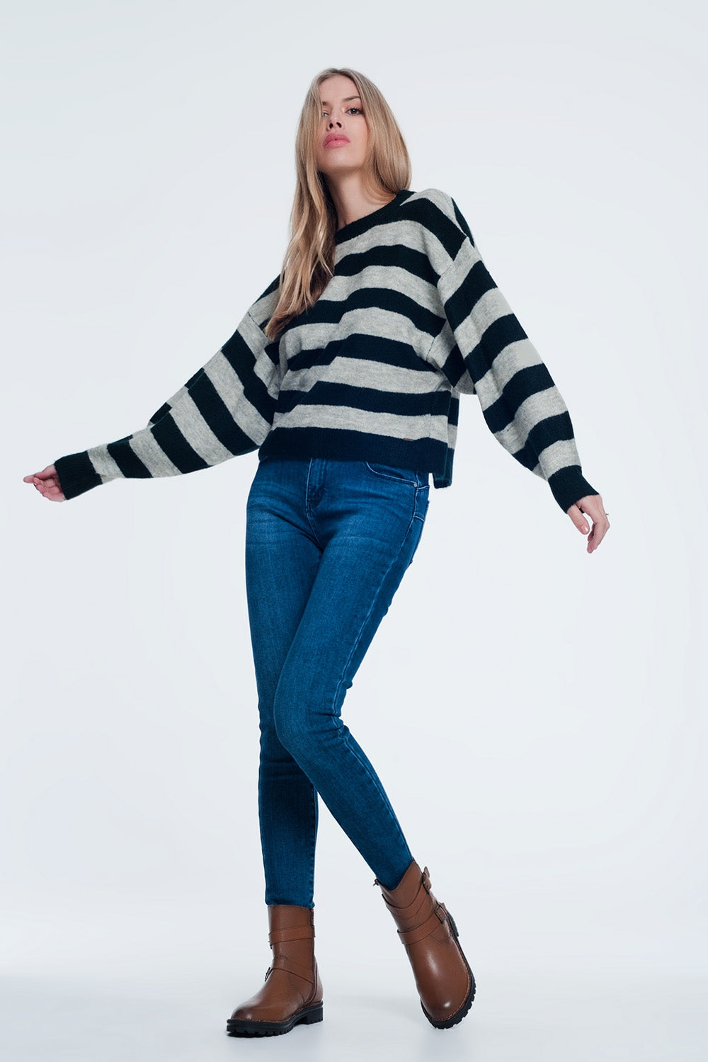 Camisola de malha com costas abertas em verde