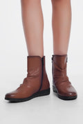 Botas baixas de couro marrom
