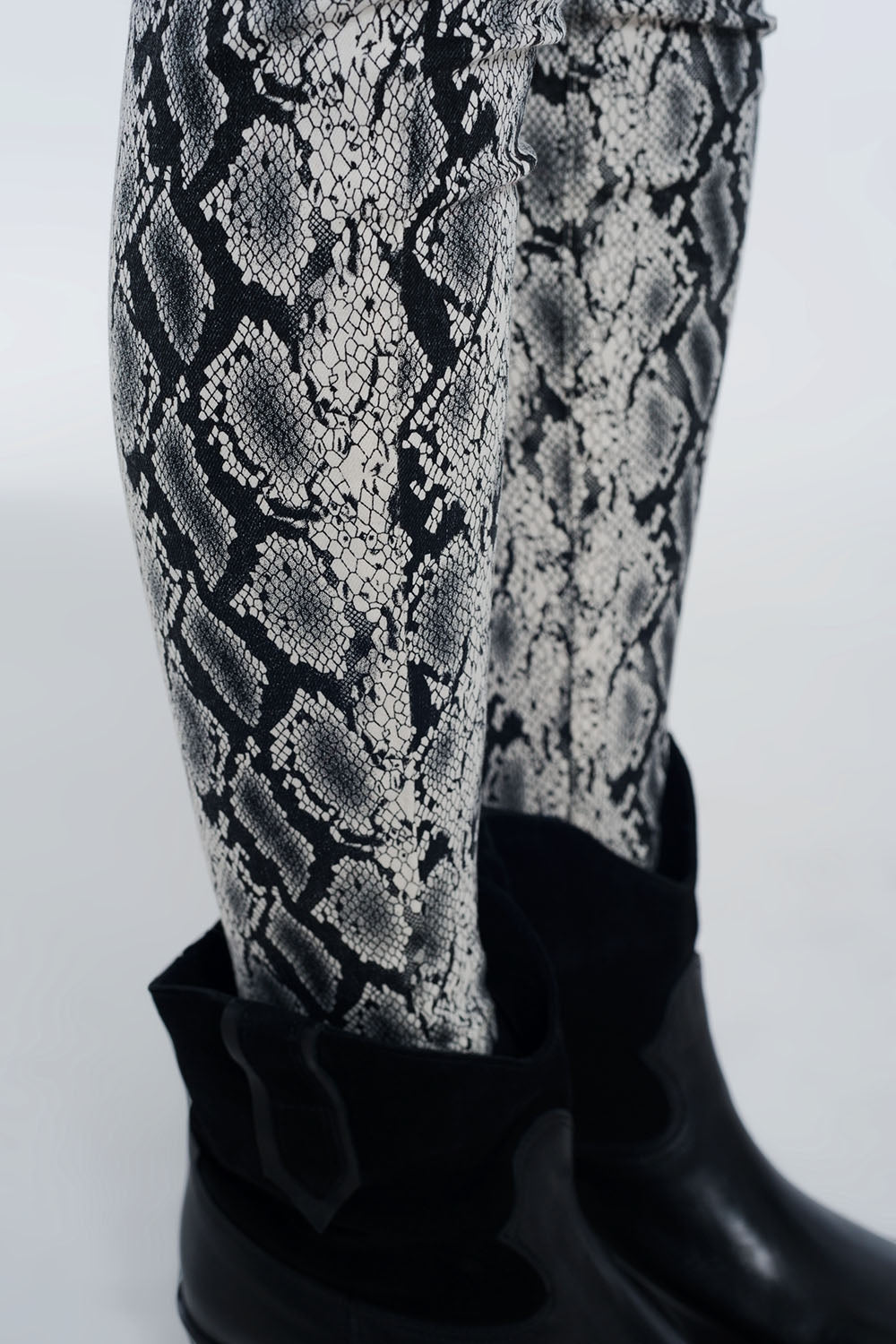 Calça Python