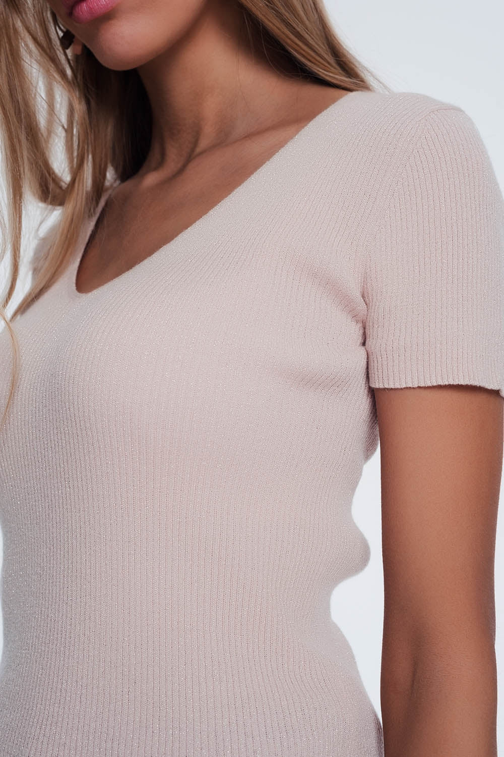 Camisola de manga curta gola v com nervuras finas rosa