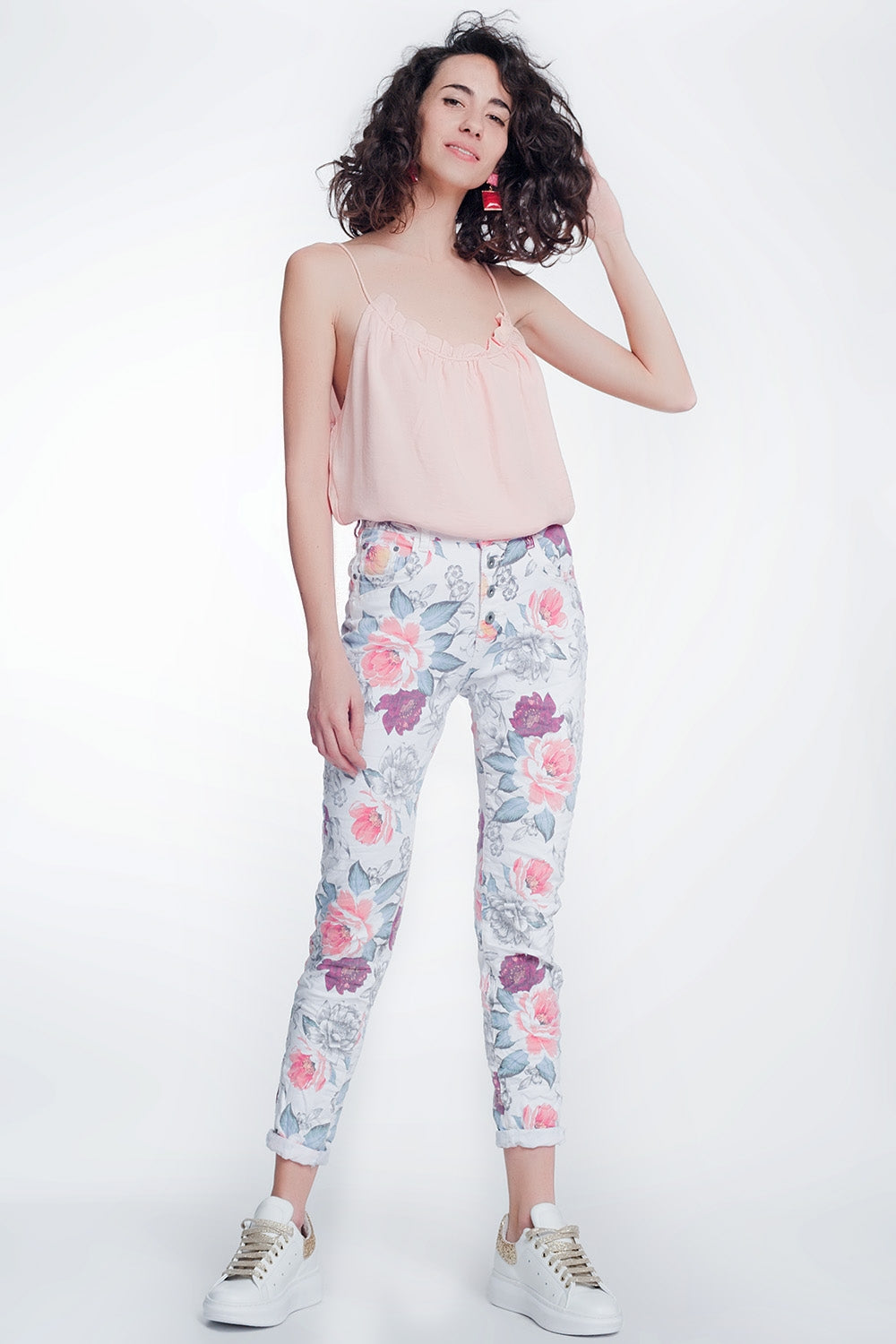 Calças branco boyfriend com estampa floral