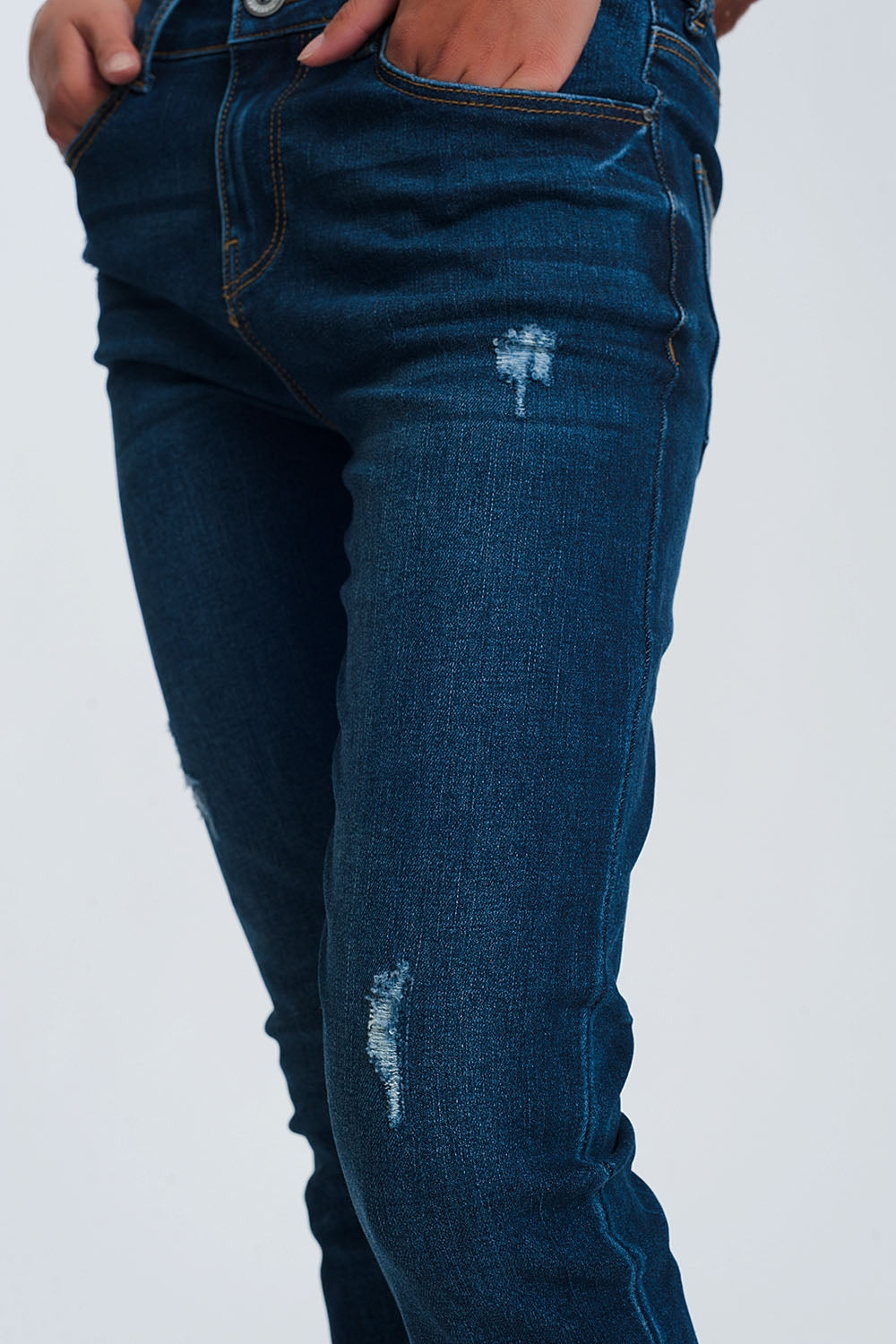 Jeans skinny azul claro com cintura normal