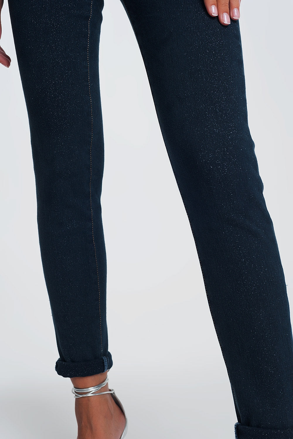 Jeans de cintura alta com lavagem escura
