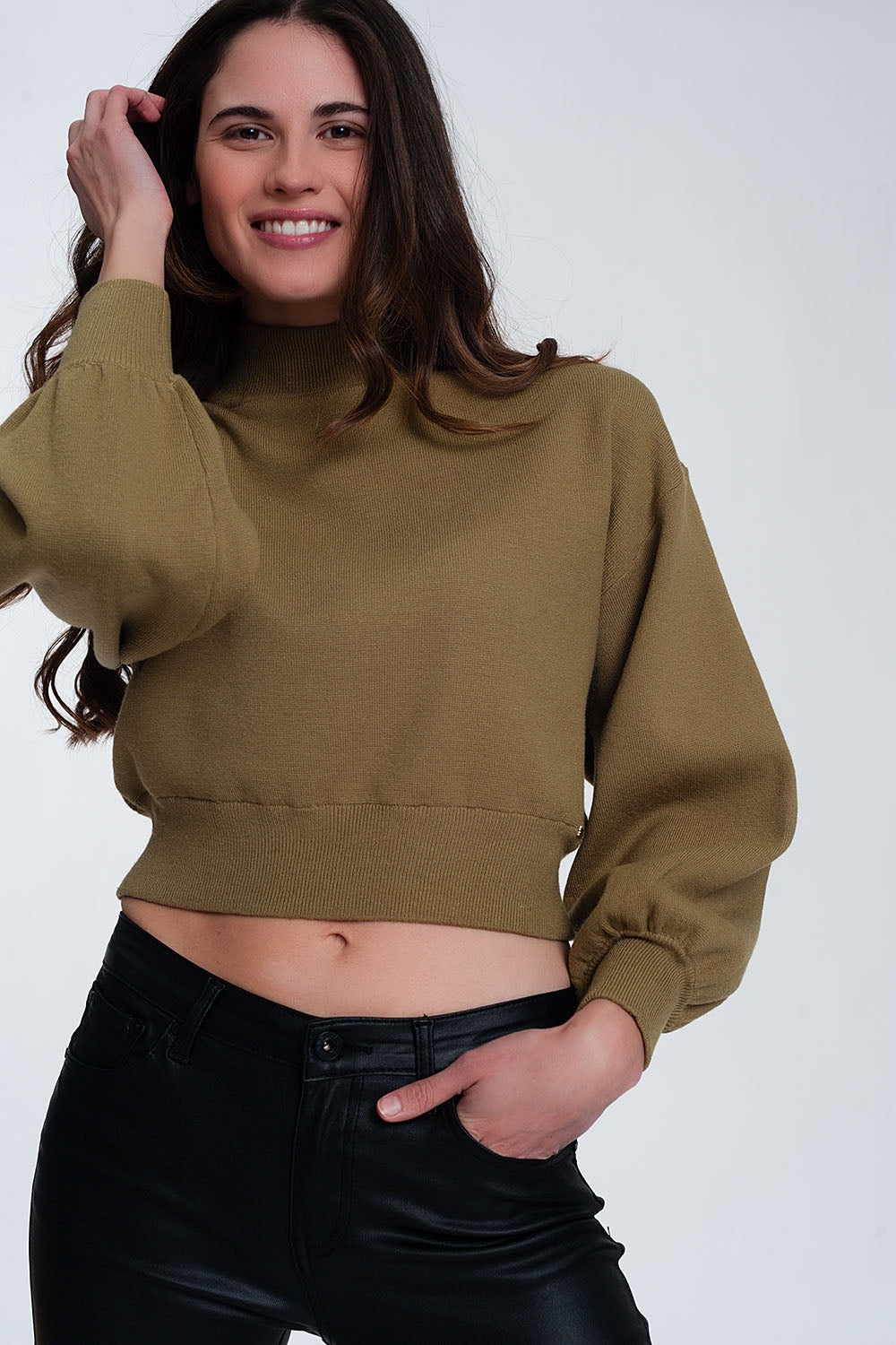 Camisola curta com pescoço de funil verde
