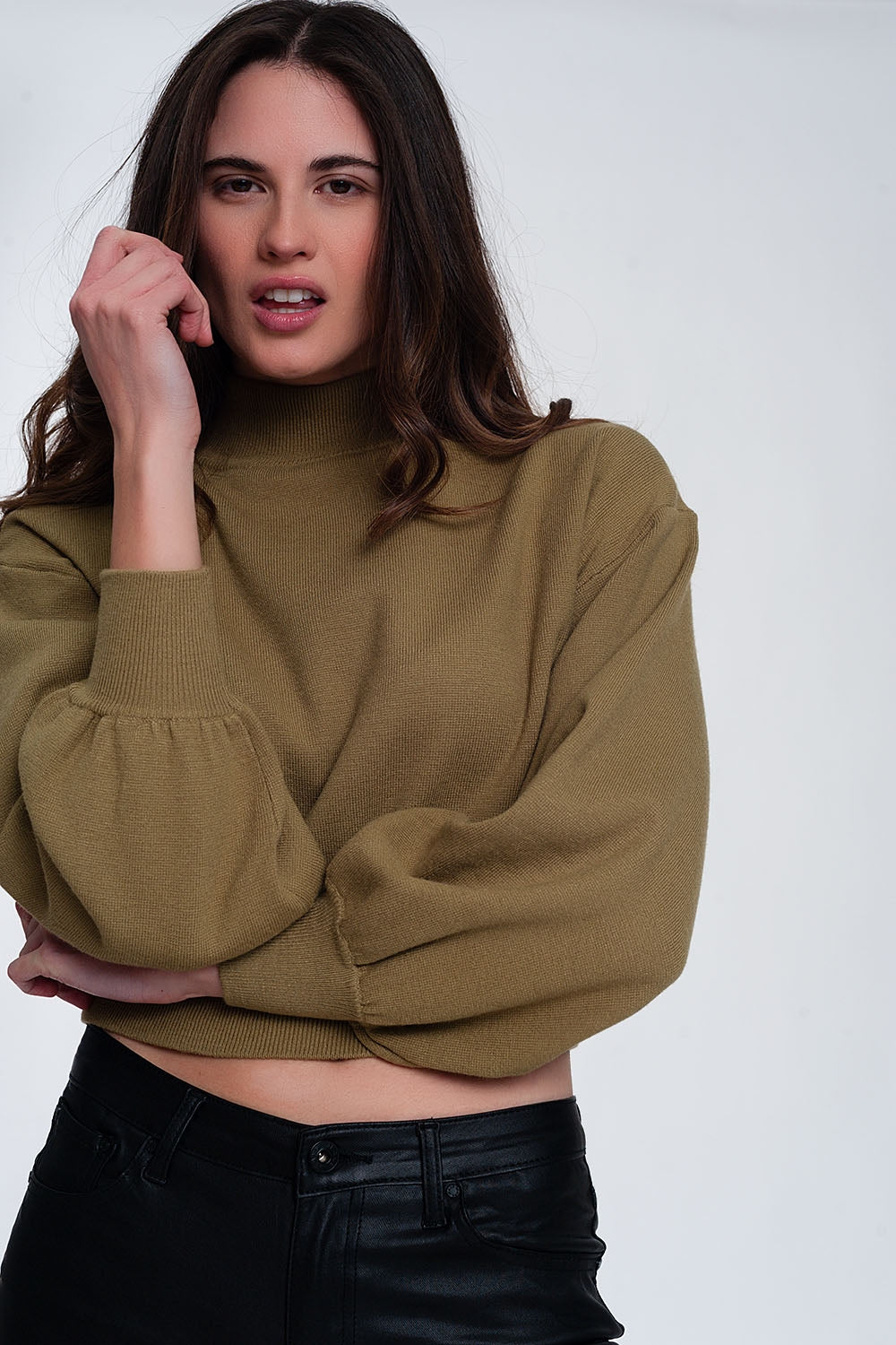 Camisola curta com pescoço de funil verde