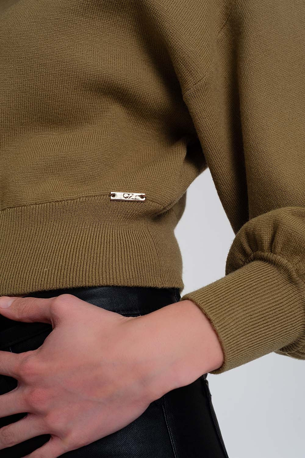 Camisola curta com pescoço de funil verde