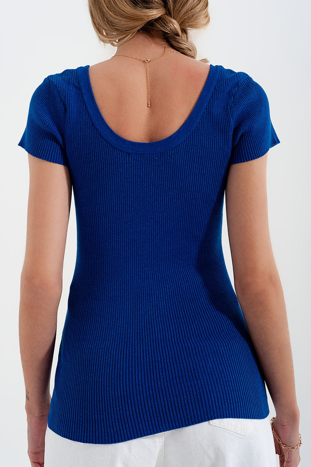 Camisola de malha com nervuras apertadas e pescoço redondo em azul