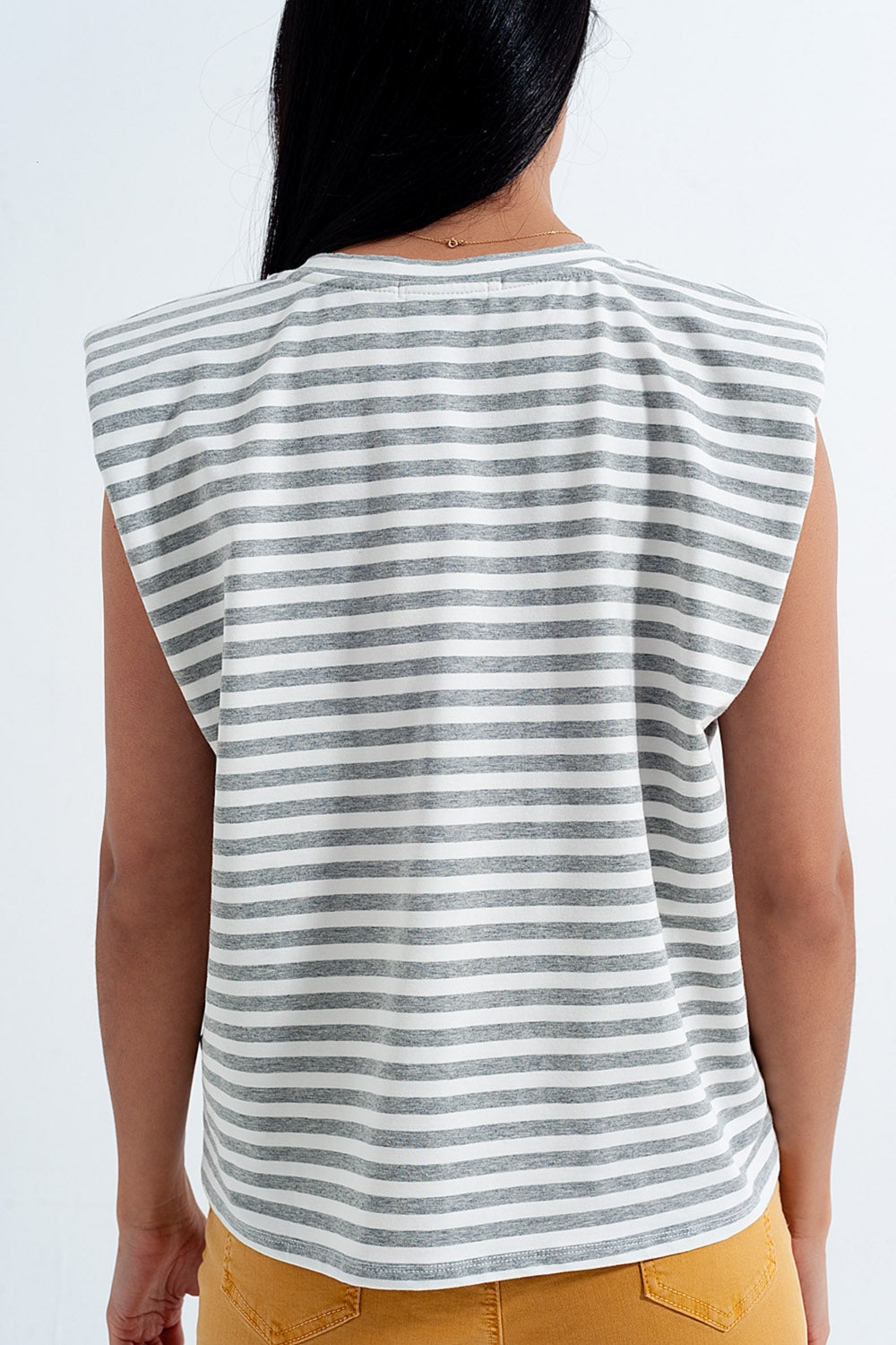 T shirt sem mangas listradas cinzento com ombros acolchoados